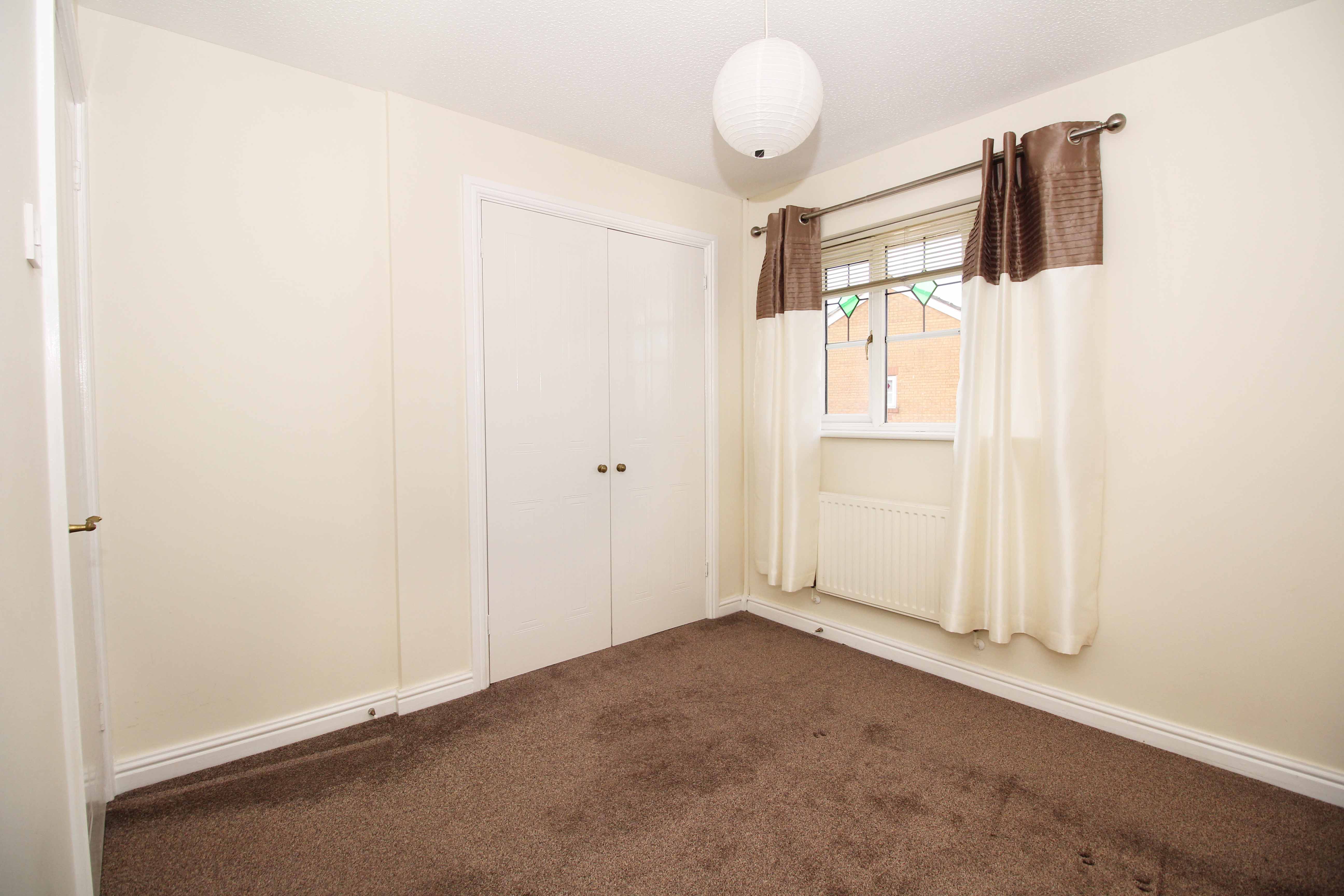Maes Y Wennol, Miskin CF72 8SB  Interior