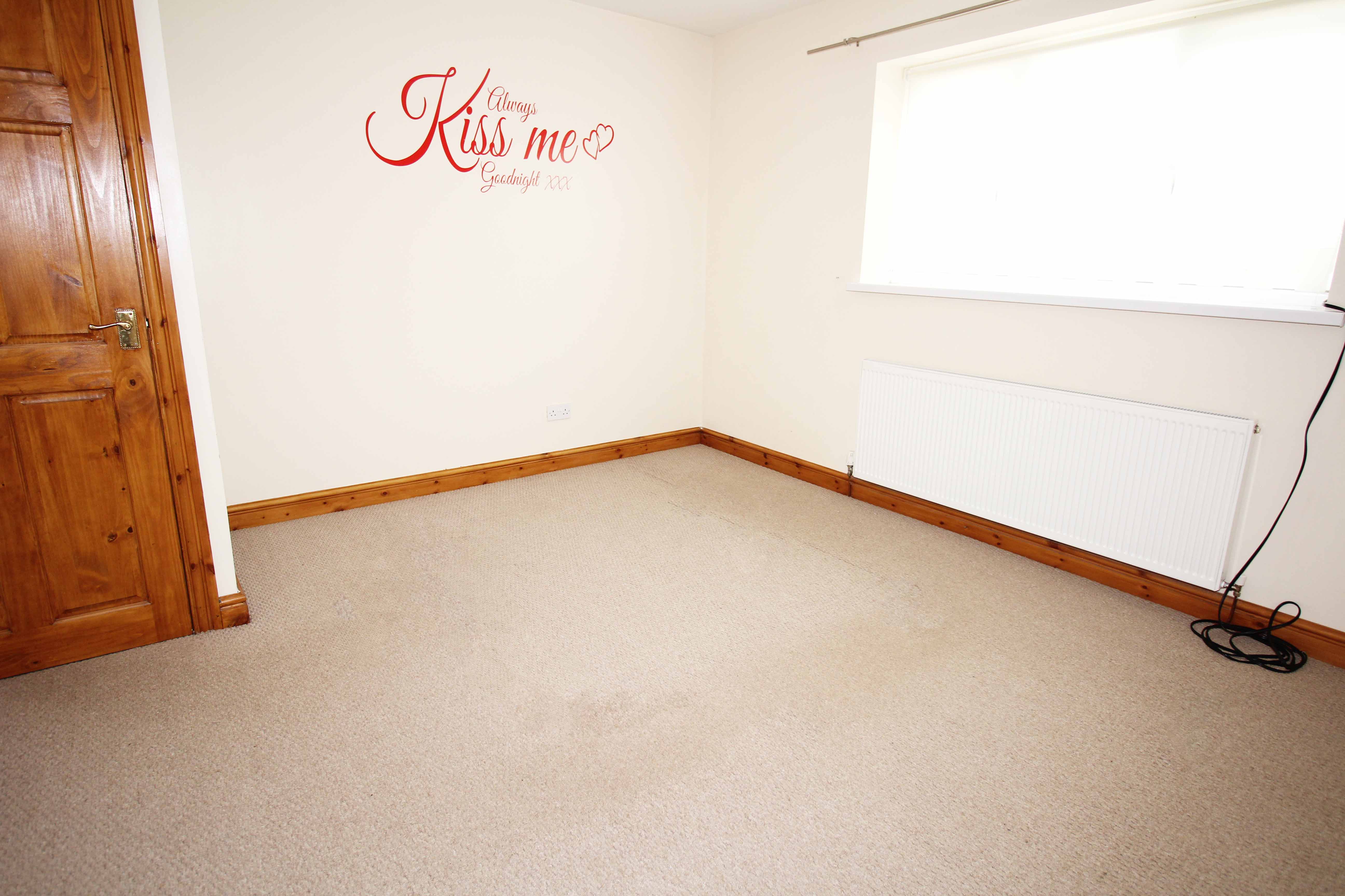 Llewellyn Street, Pontygwaith, CF43 3LF  Interior