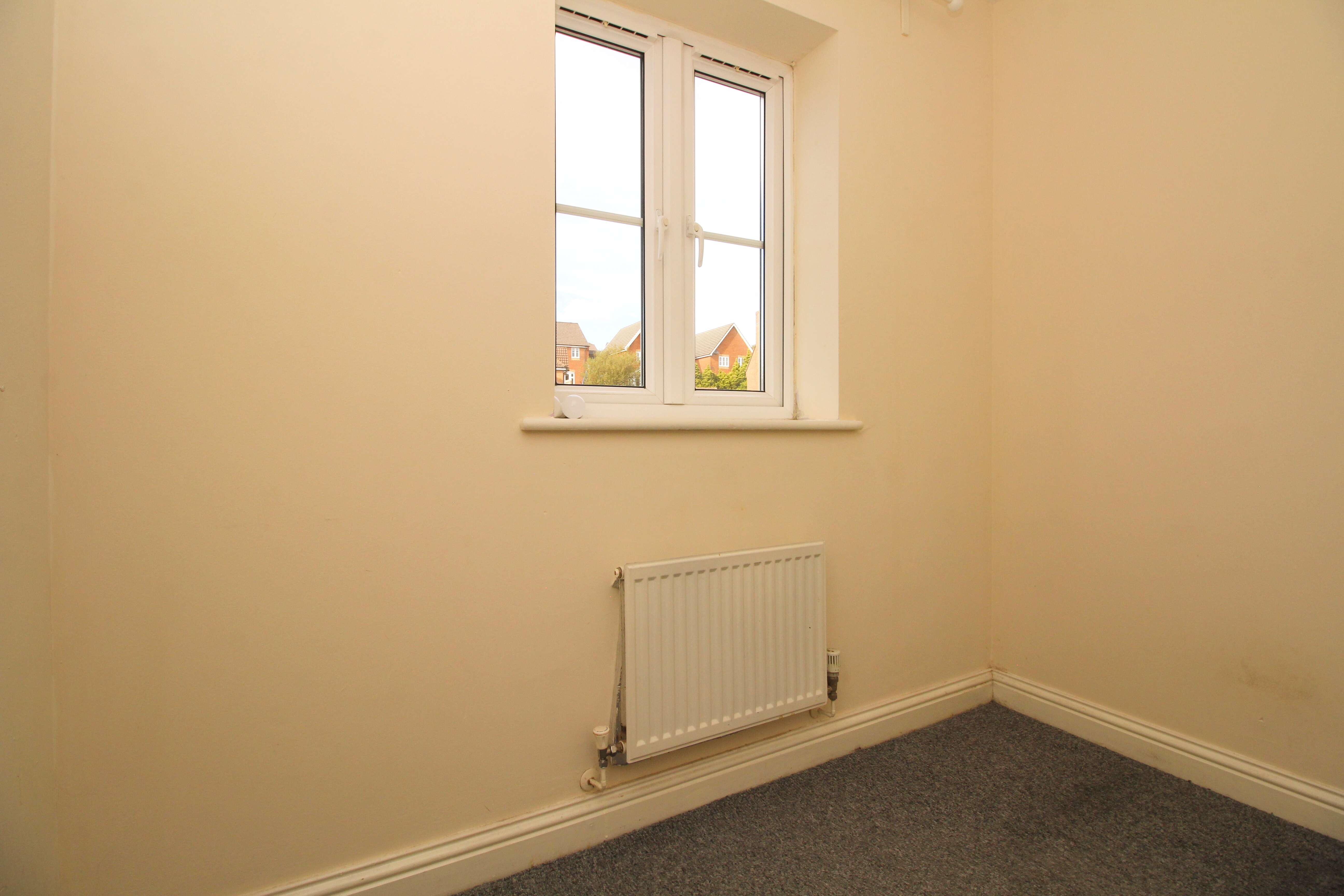 Beech Wood Drive, Tonyrefail, CF39 8JL  Interior