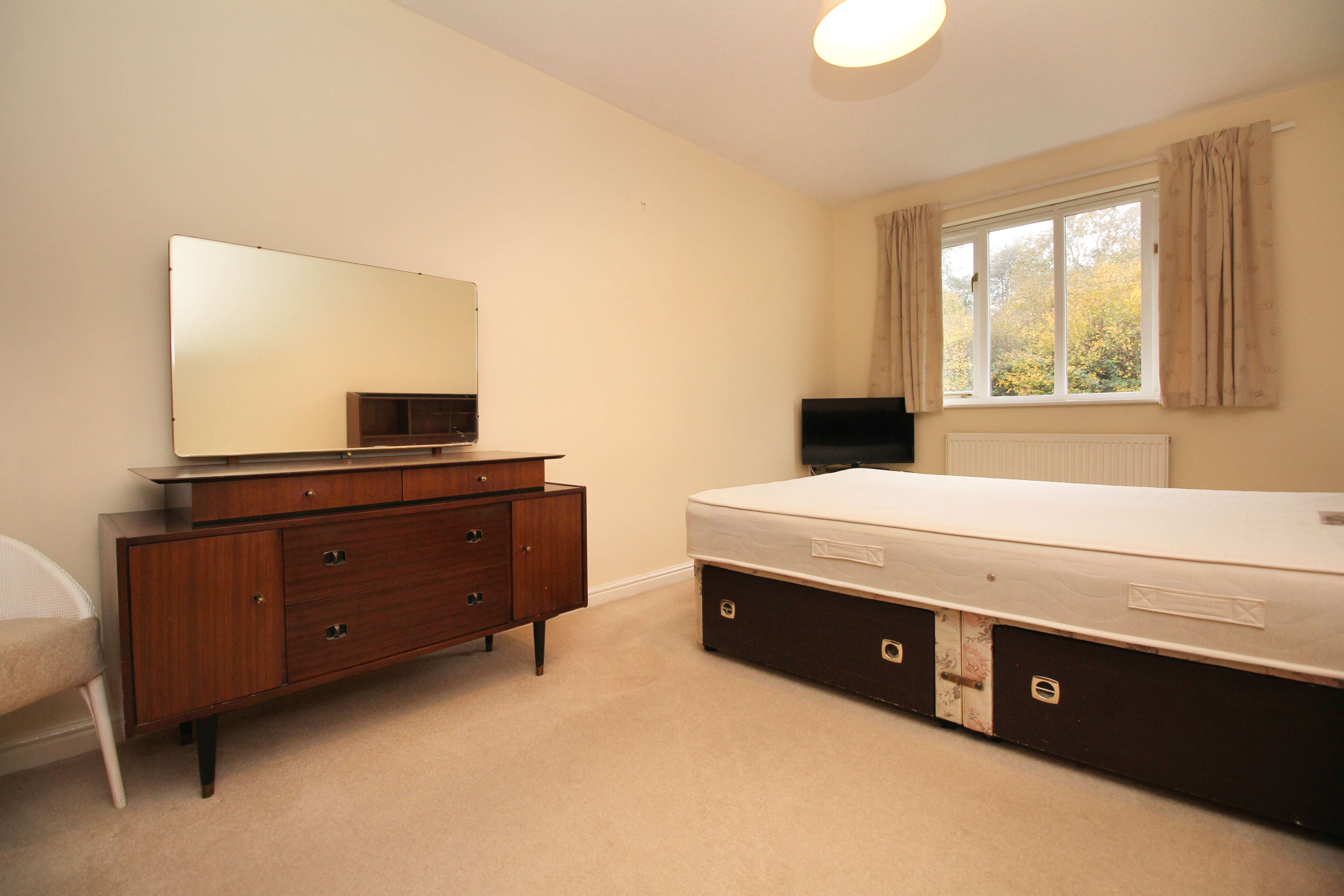 Cwrt Illtyd, Cross Inn, Llantrisant CF72 8SN  Interior