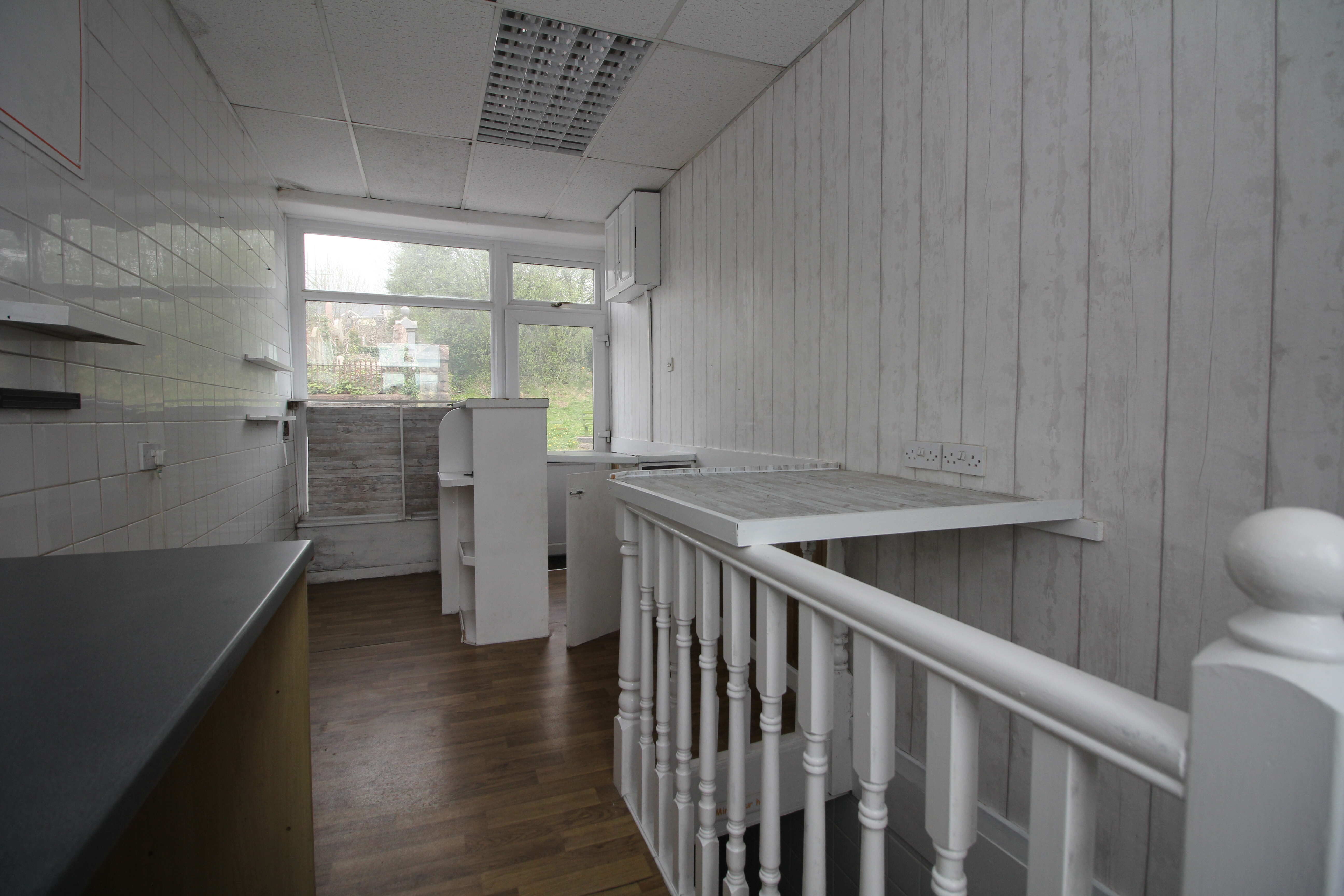 High Street, Tonyrefail CF39 8PG  Interior