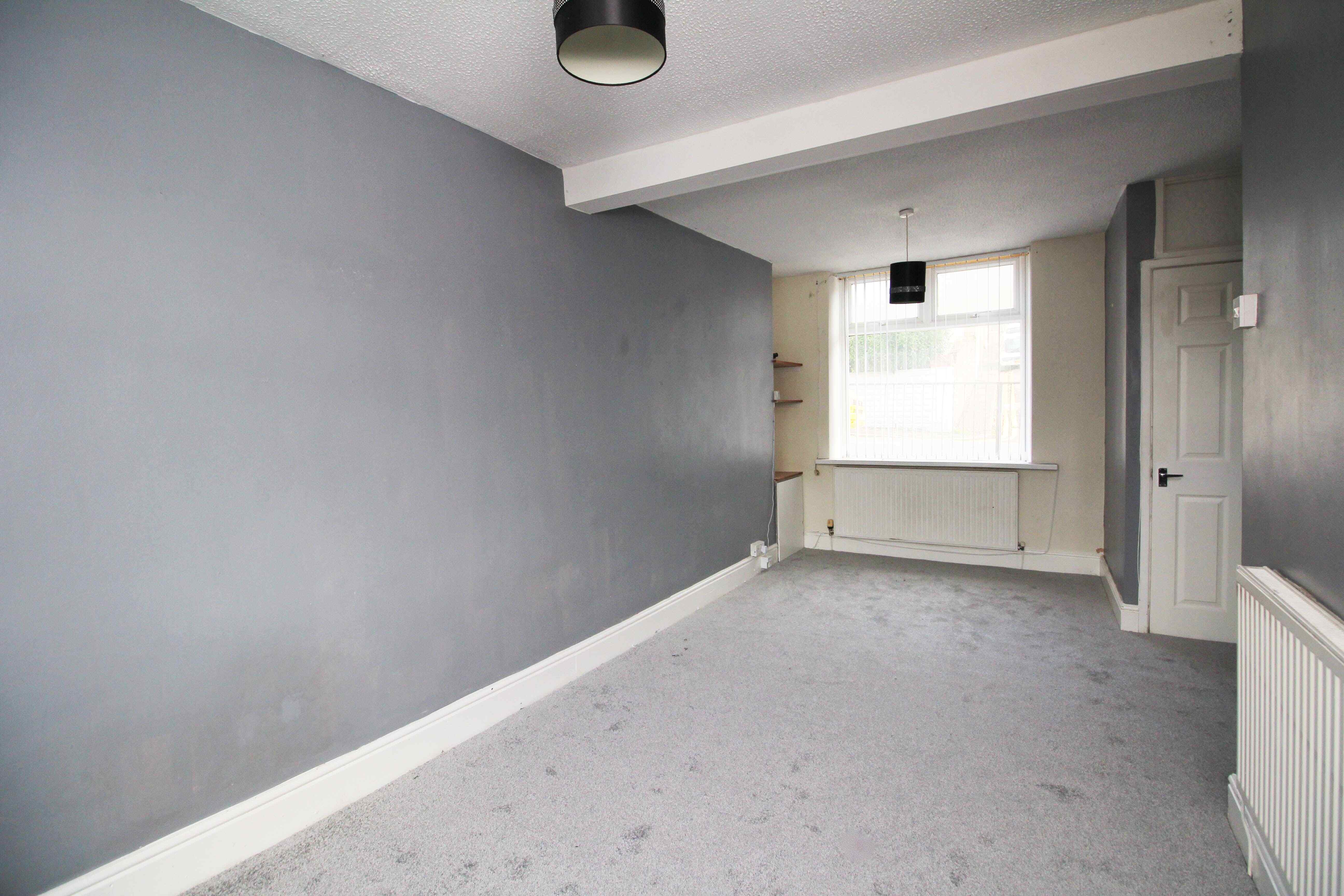 Miskin Road, Trealaw CF40 2QL  Interior